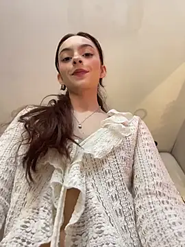 LucianaAriaas online show from 05-20-26, 07:53