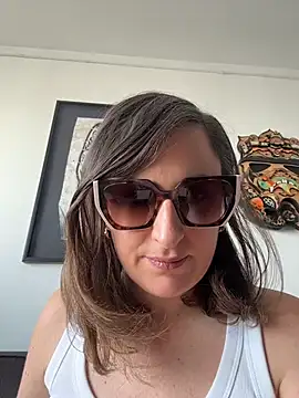 Snapshot of Perversizia chatting on 07-18-26, 01:26 Perversizia online show from 07-18-26, 01:26
