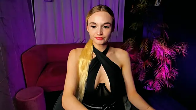 Mila  Lux online show from 07-02-26, 08:48