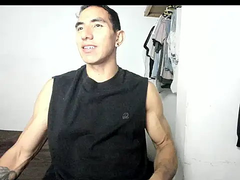 aquiles04 online show from 05-23-26, 02:39
