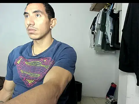 aquiles04 online show from 05-29-26, 01:42
