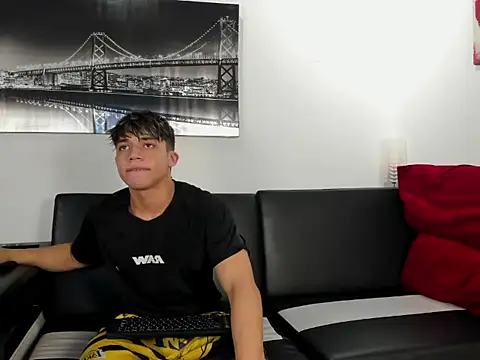 rocco gym online show from 06-05-26, 08:03