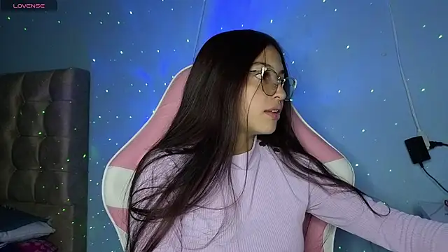 Snapshot of nina_hot59 chatting on 05-31-26, 03:04 nina hot59 online show from 05-31-26, 03:04