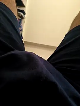 1Horny Boy1 online show from 05-18-26, 04:29
