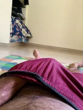 1Horny Boy1 online show from 05-29-26, 04:43