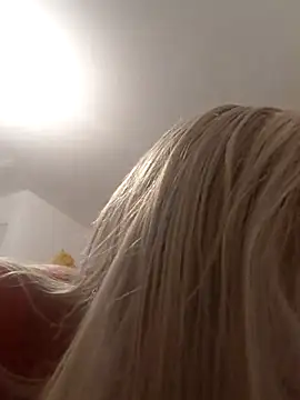 sofigirlgold online show from 05-15-26, 08:10