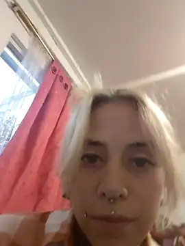 sofigirlgold online show from 05-16-26, 10:52
