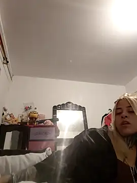 sofigirlgold online show from 05-28-26, 12:08