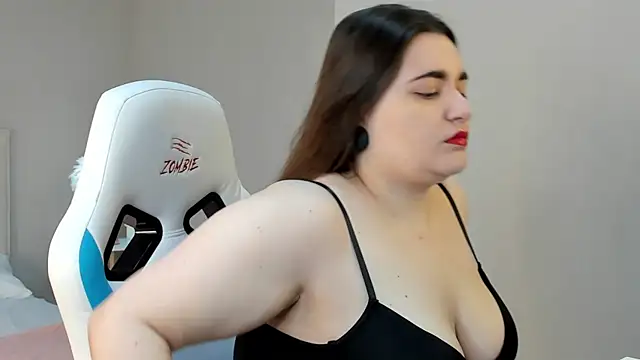 Snapshot of Ayleen_Gece chatting on 05-21-26, 03:46 Ayleen Gece online show from 05-21-26, 03:46
