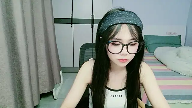 xiaoxiaoyu030 online show from 05-24-26, 02:11
