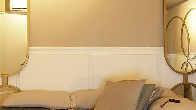 SeleneMous online show from 06-11-26, 06:50