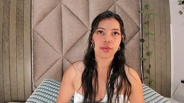 NinaSpicy   online show from 05-27-26, 11:40