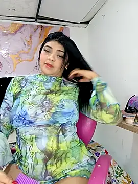 luxuryluna online show from 05-23-26, 11:42