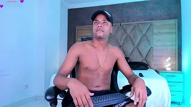 TaylorClay  online show from 05-23-26, 01:26