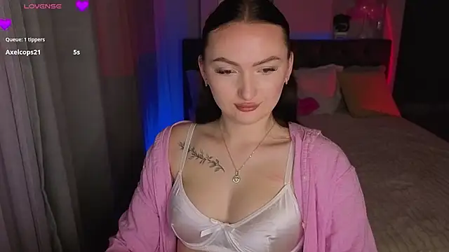 MizLouLou online show from 05-16-26, 10:19