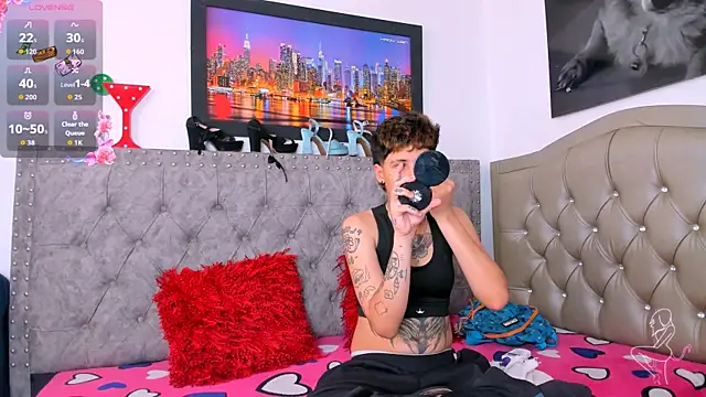 Taylor Rossy online show from 05-19-26, 07:31
