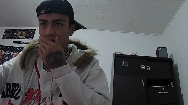 Snapshot of Fenix_hardcock chatting on 05-19-26, 11:38 Fenix hardcock online show from 05-19-26, 11:38