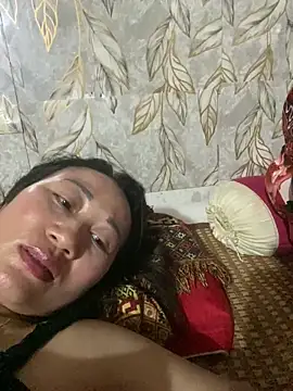 Linda-babyy online show from 05-17-26, 05:20