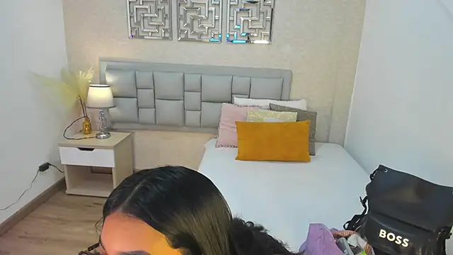 luna25   online show from 05-29-26, 11:41