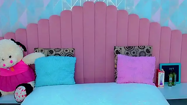 ariadnna princes online show from 05-23-26, 11:58