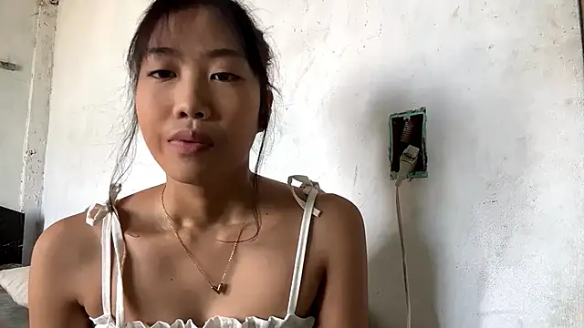 LaurenaBurstein online show from 05-30-26, 04:53