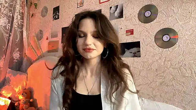 CarleenColley online show from 05-16-26, 12:59
