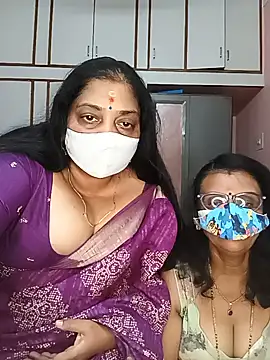 Snapshot of Kannada_telugu_lesbians chatting on 05-25-26, 06:14 Kannada telugu lesbians online show from 05-25-26, 06:14