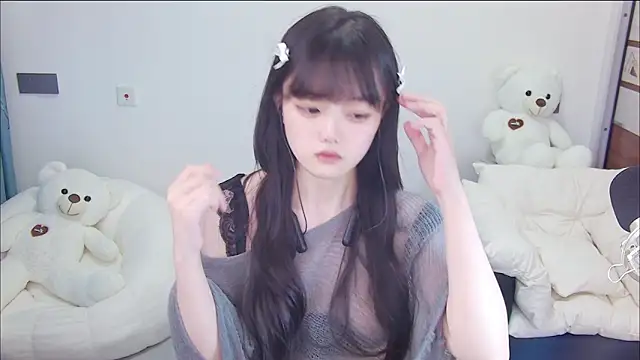Evil-Bunny007 online show from 05-26-26, 01:07