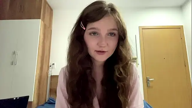 MarryWish1 online show from 05-17-26, 02:02