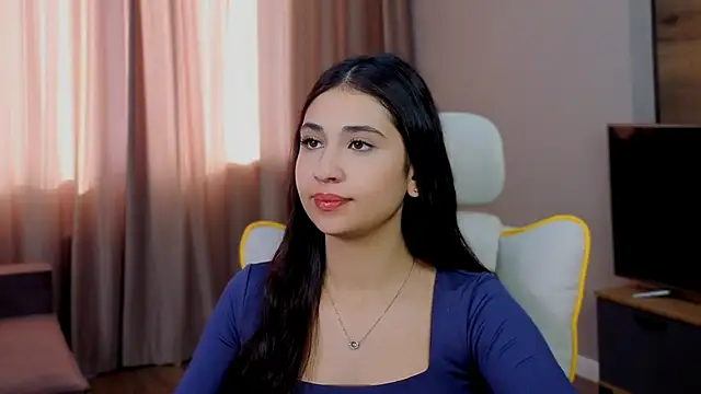 Snapshot of honeylanaa chatting on 05-25-26, 04:07 honeylanaa online show from 05-25-26, 04:07