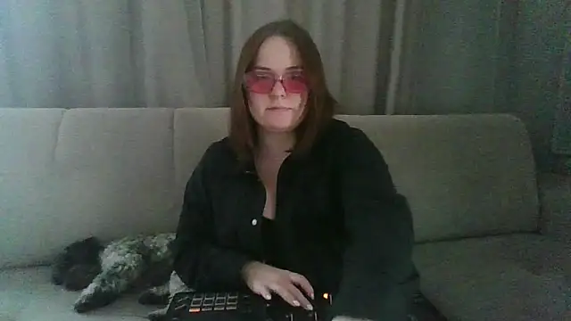Joan Taylor1 online show from 05-26-26, 10:11