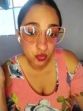 Pamela sa online show from 07-25-26, 09:56