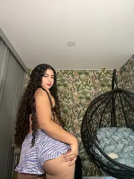 Abby Zaf online show from 05-20-26, 09:43