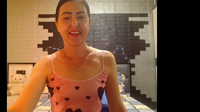 Ada Vera online show from 05-19-26, 02:01