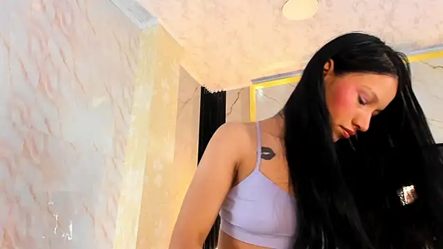 SophiieCalloway1 online show from 05-21-26, 02:24