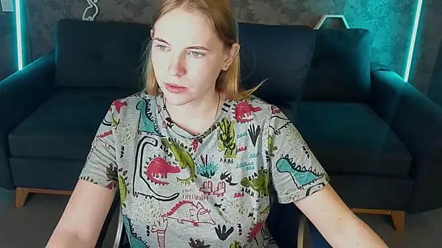 NikkyReyyy online show from 05-22-26, 06:09