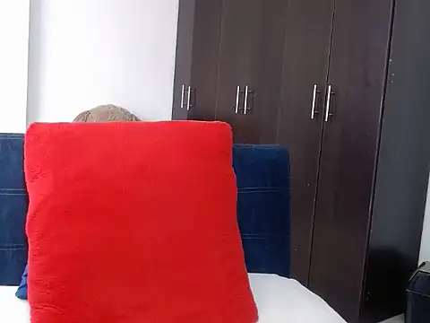 red milf  online show from 05-30-26, 02:14