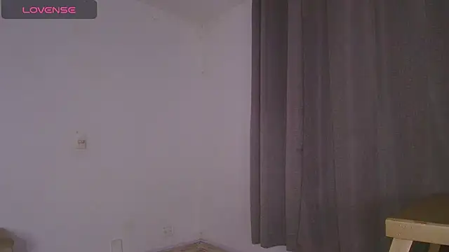 cinniaa  online show from 07-21-26, 04:59