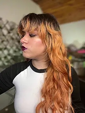 NikkiNix online show from 05-18-26, 01:06