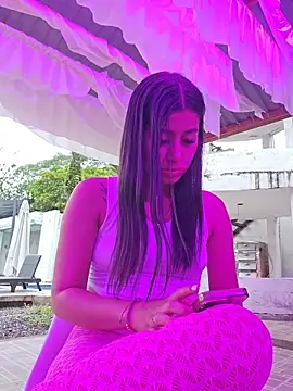 Luisa Madrid online show from 05-24-26, 11:48