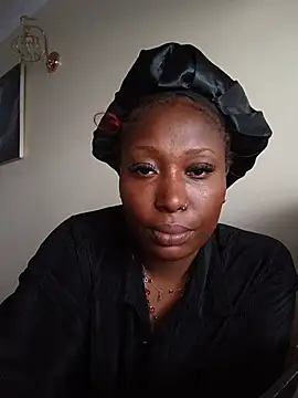 Snapshot of Val_Cee chatting on 07-09-26, 11:47 Val Cee online show from 07-09-26, 11:47