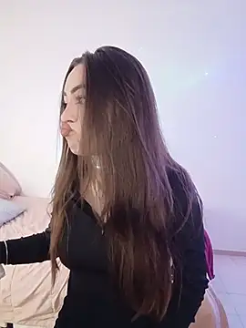 paariiss  online show from 05-17-26, 10:28