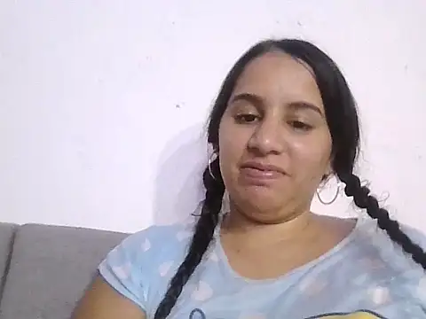 Snapshot of tifanny27 chatting on 05-31-26, 09:38 tifanny27 online show from 05-31-26, 09:38