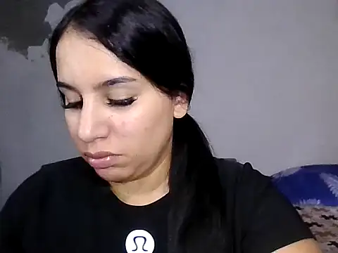 Snapshot of tifanny27 chatting on 07-23-26, 08:18 tifanny27 online show from 07-23-26, 08:18