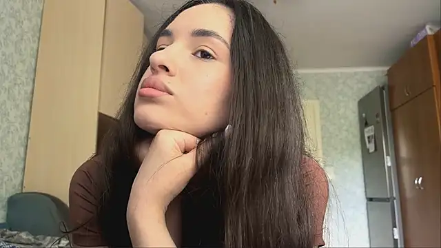 CarolineRu online show from 05-19-26, 09:59