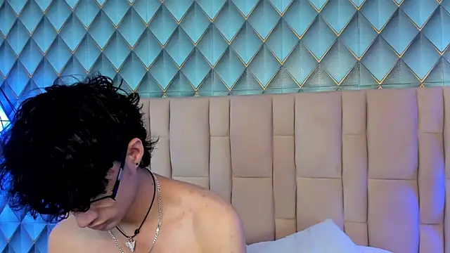 Snapshot of Sofia-Ethan chatting on 07-22-26, 07:27 Sofia-Ethan online show from 07-22-26, 07:27