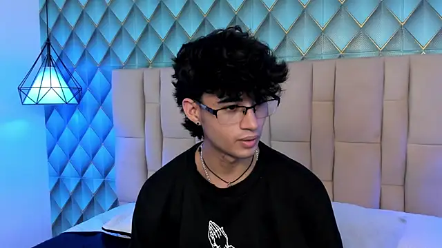 Snapshot of Sofia-Ethan chatting on 07-23-26, 07:45 Sofia-Ethan online show from 07-23-26, 07:45