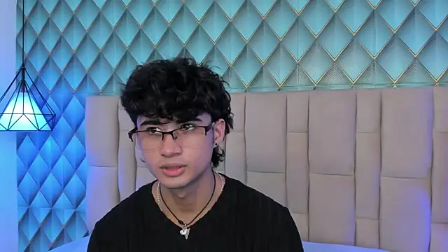 Snapshot of Sofia-Ethan chatting on 07-29-26, 07:34 Sofia-Ethan online show from 07-29-26, 07:34