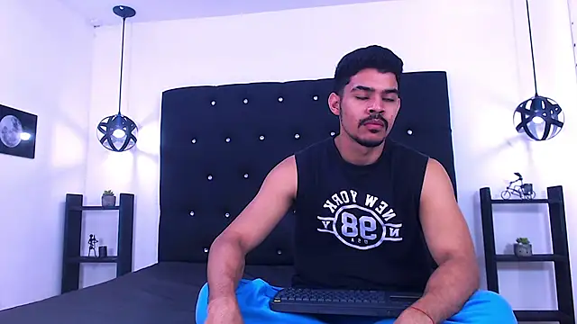 Dannesh  online show from 05-23-26, 03:12