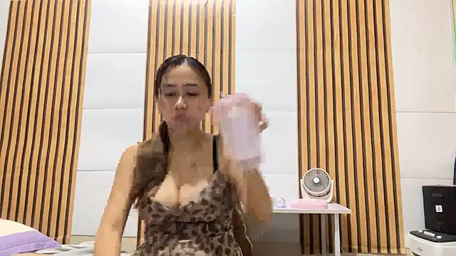 GiselleRina online show from 05-28-26, 01:08